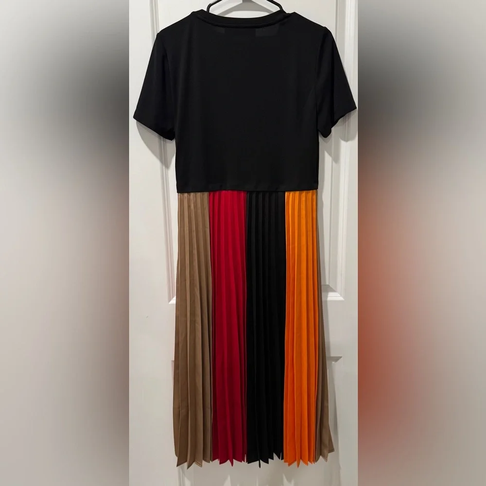 Karl Lagerfeld Color-blocked Pleated Midi Dress - Picture 8 of 8